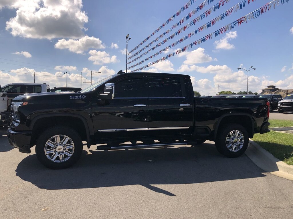 Used 2024 Chevrolet Silverado 2500 HD High Country Truck Crew Cab