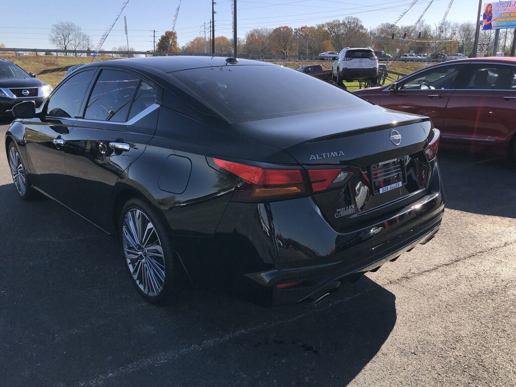 Used 2024 Nissan Altima 2.5 SL Sedan