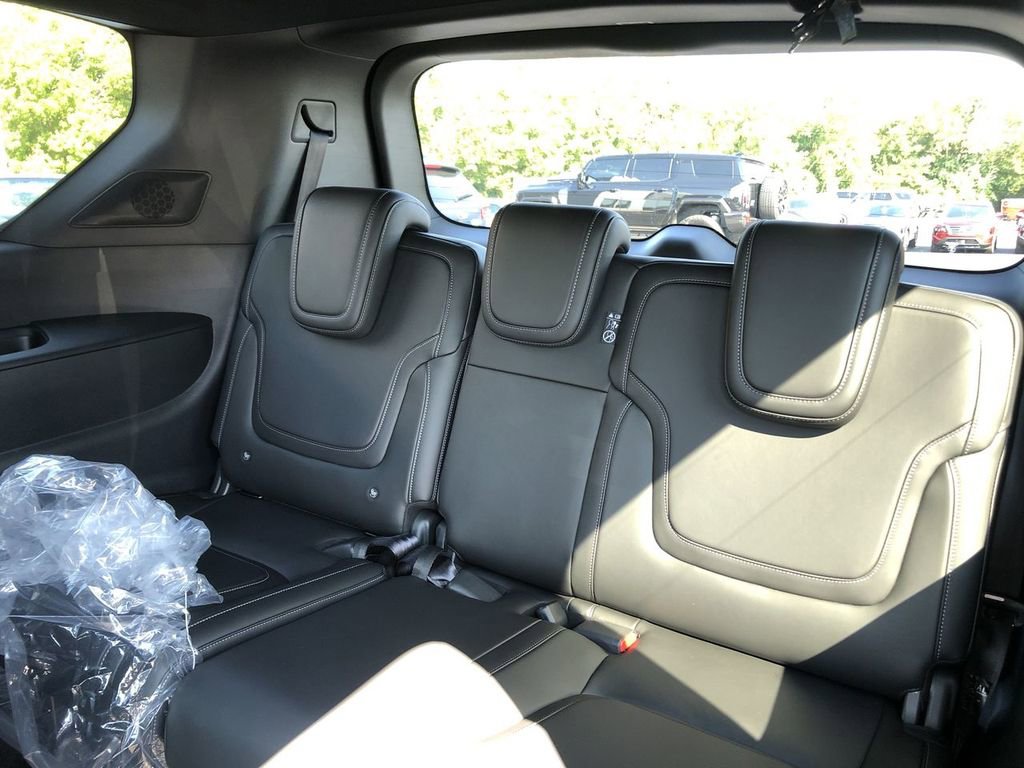 2026 Nissan Armada PRO-4X - Photo 20