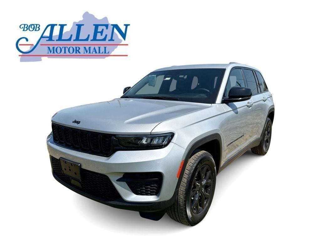 Used 2025 Jeep Grand Cherokee Laredo SUV