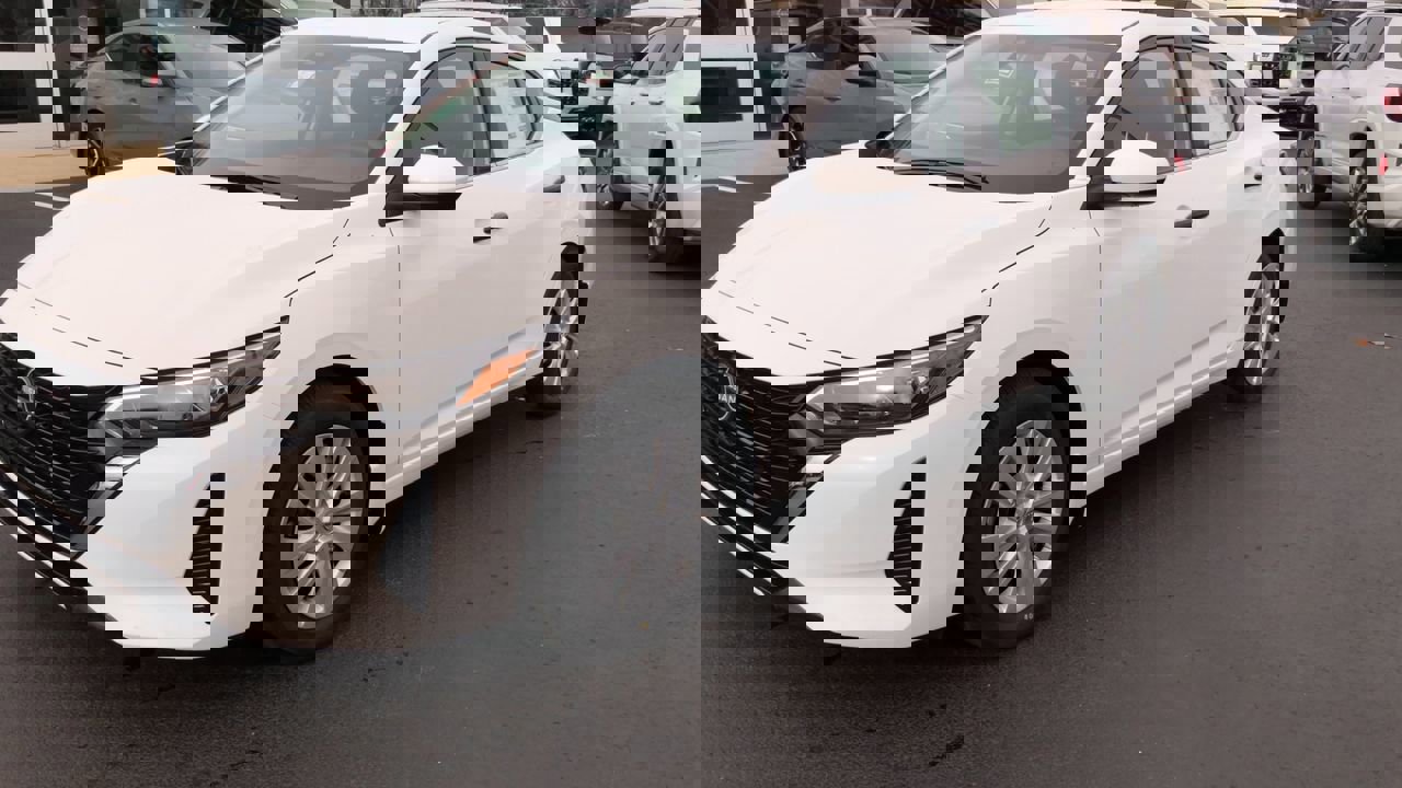 2025 Nissan Sentra S photo 3