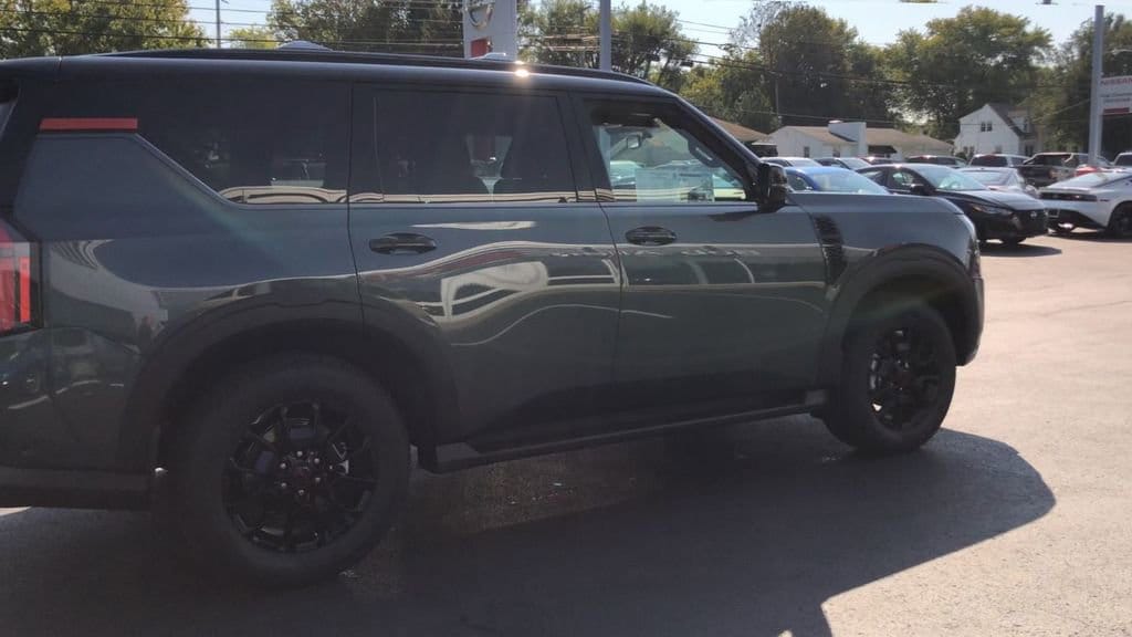 2026 Nissan Armada PRO-4X - Photo 8