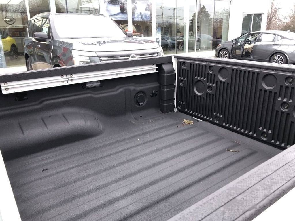 2026 Nissan Frontier SV - Photo 17