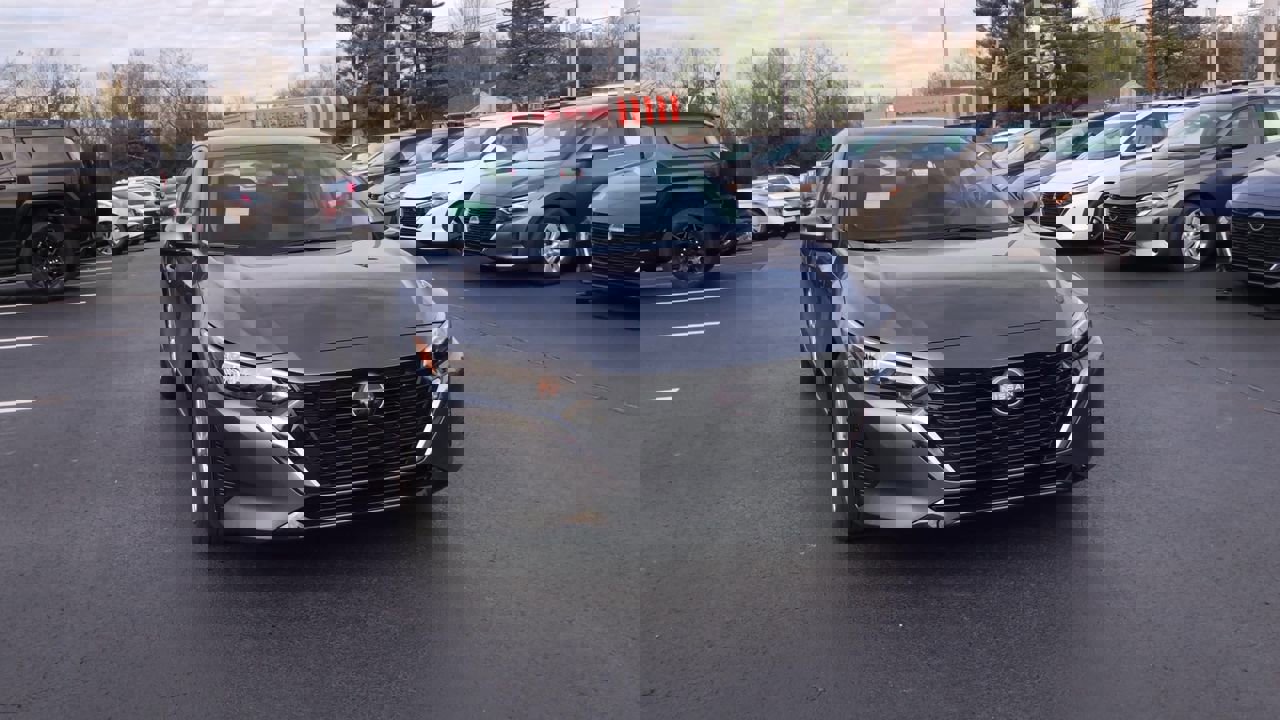 2025 Nissan Sentra S photo 2