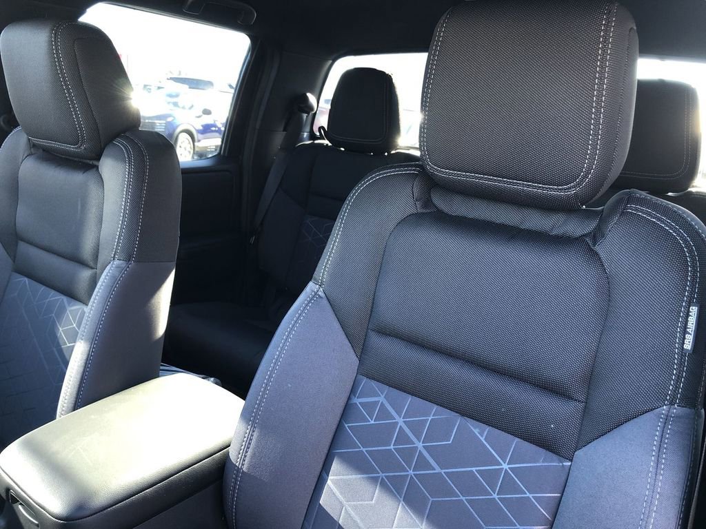 2026 Nissan Frontier SV - Photo 21