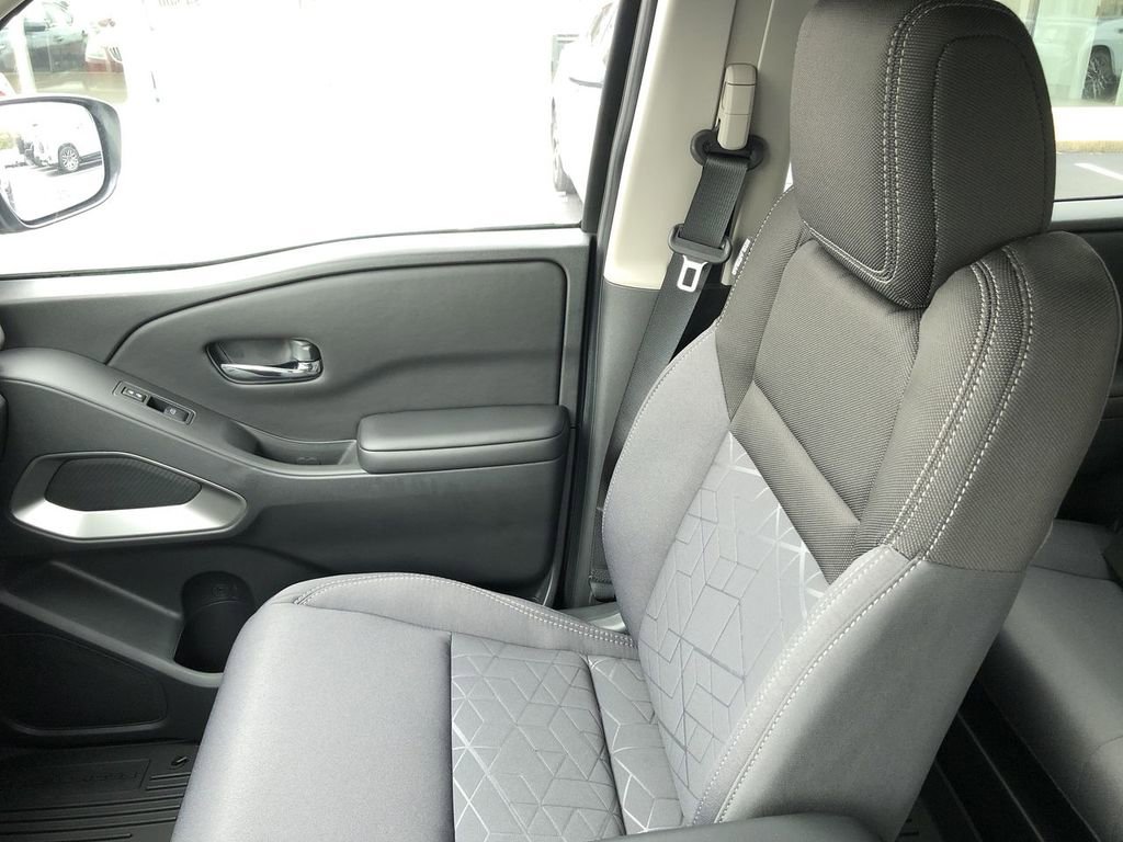 2026 Nissan Frontier SV - Photo 30