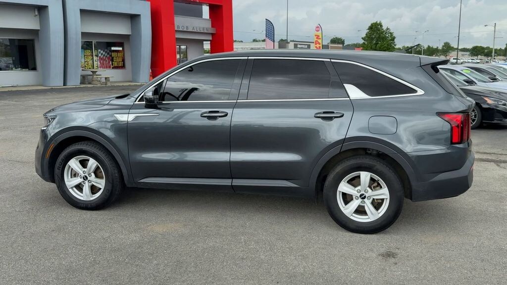 Used 2022 Kia Sorento LX SUV