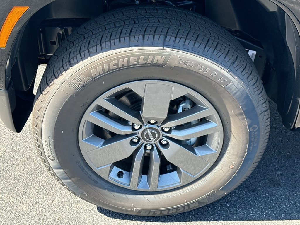 2026 Nissan Frontier SV - Photo 10