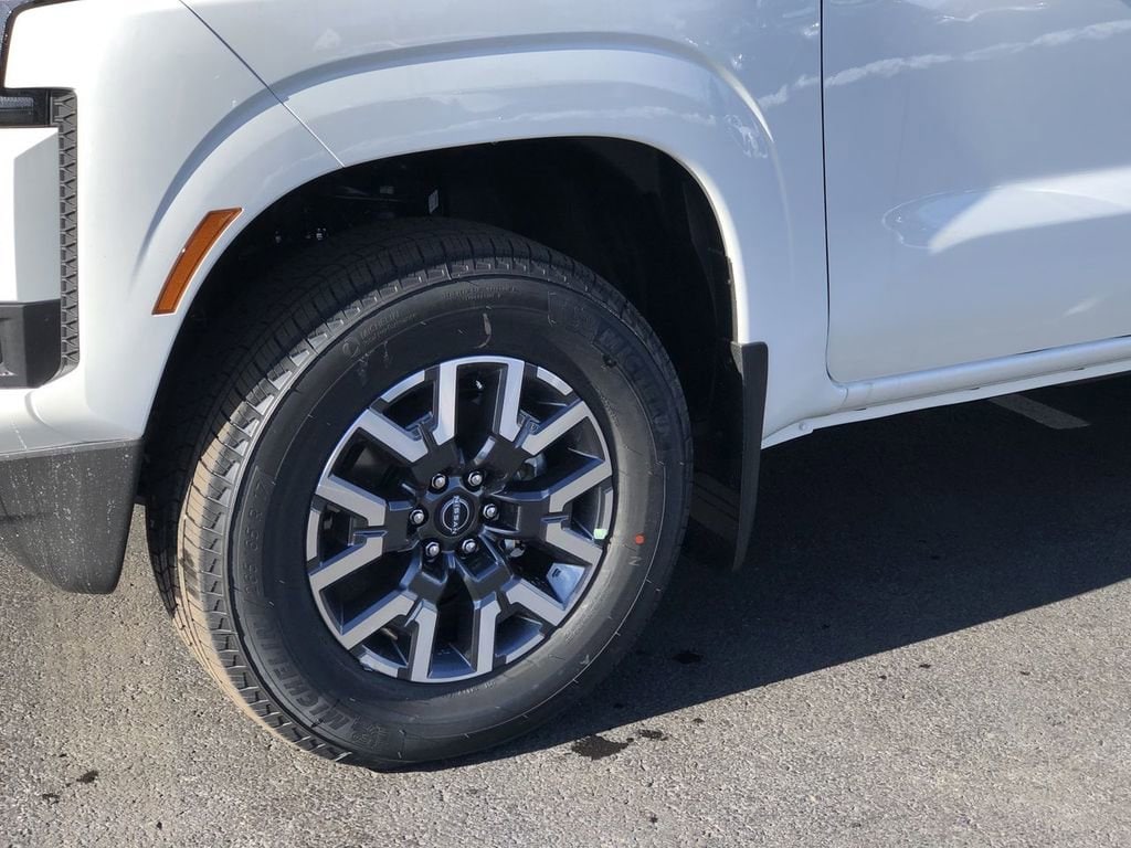 2026 Nissan Frontier SV - Photo 10