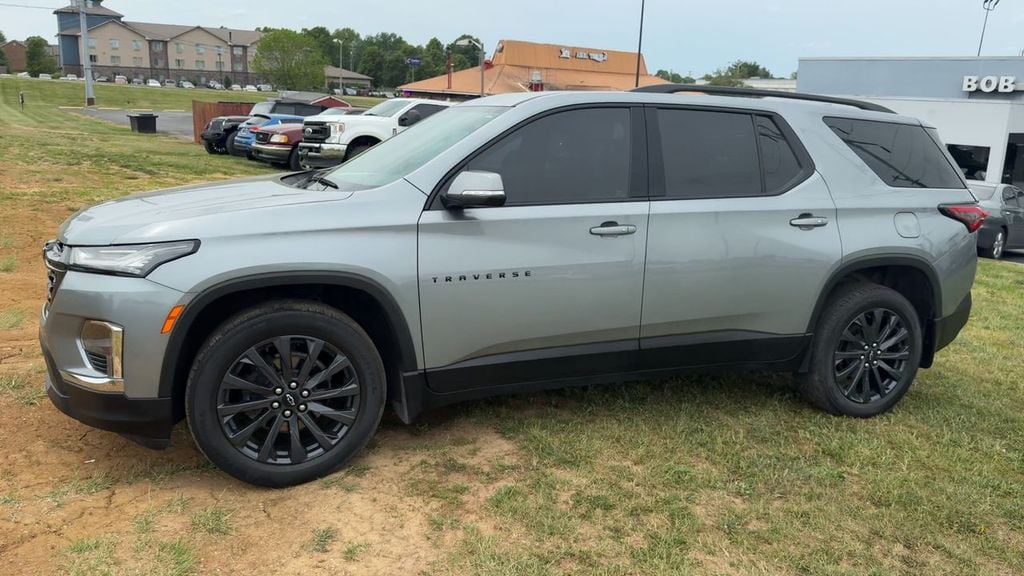 Used 2023 Chevrolet Traverse RS SUV