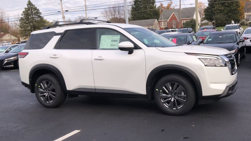 New 2025 Nissan Pathfinder SV SUV