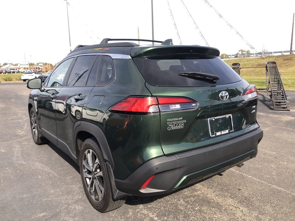 Used 2024 Toyota Corolla Cross XLE SUV