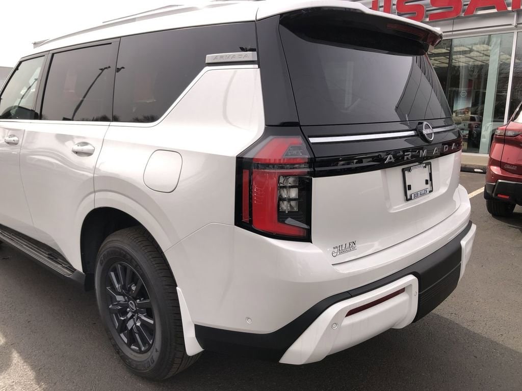 2026 Nissan Armada SV - Photo 12