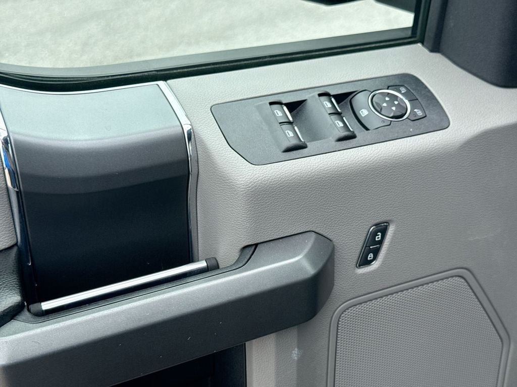 2018 Ford F-150 XLT - Photo 11