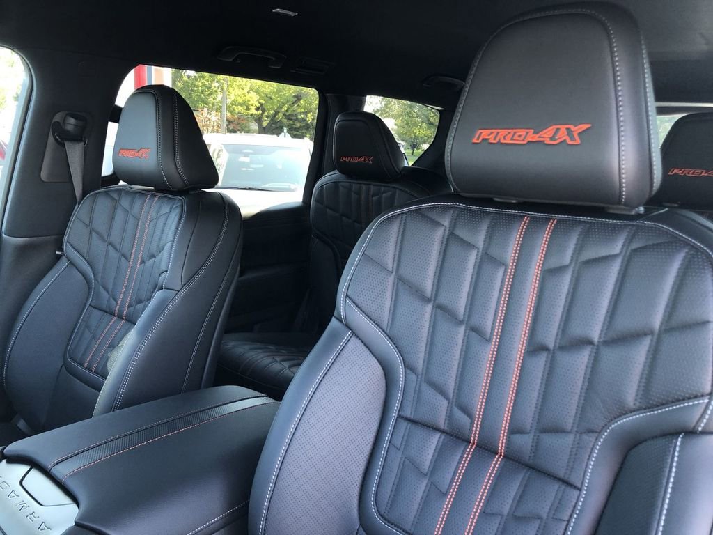 2026 Nissan Armada PRO-4X - Photo 23