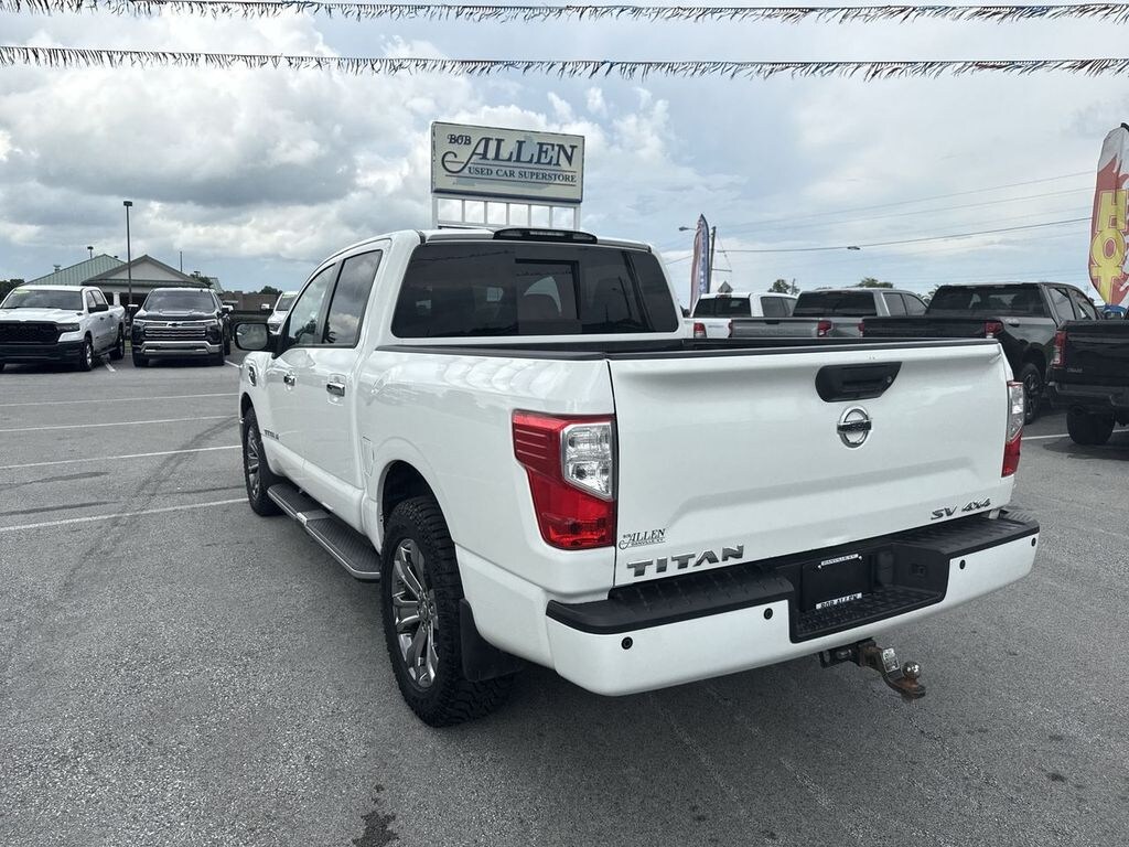 Used 2017 Nissan Titan SV Truck Crew Cab
