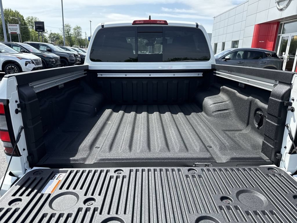 2026 Nissan Frontier SV - Photo 17