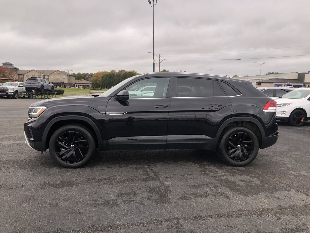 Used 2022 Volkswagen Atlas Cross Sport 3.6L V6 SE w/Technology SUV
