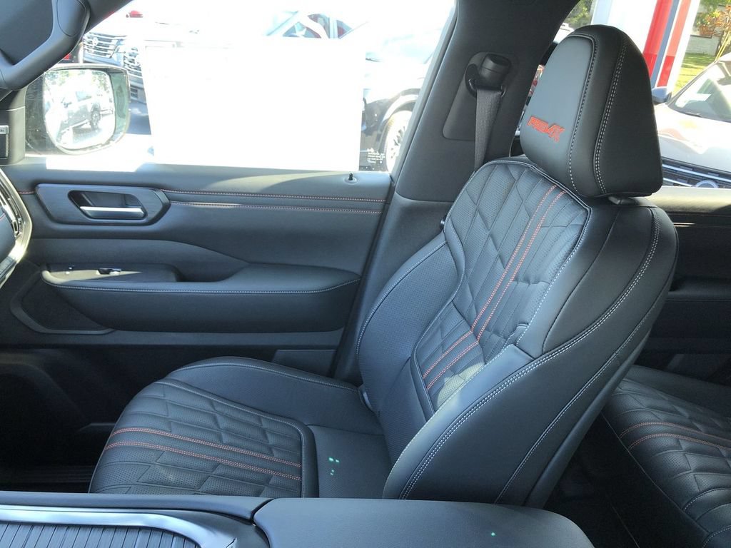 2026 Nissan Armada PRO-4X - Photo 33
