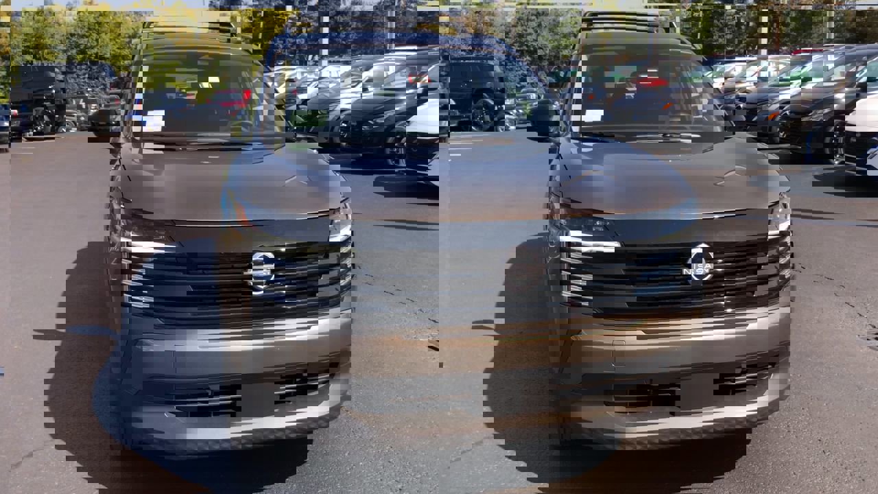 2026 Nissan Kicks SV photo 3