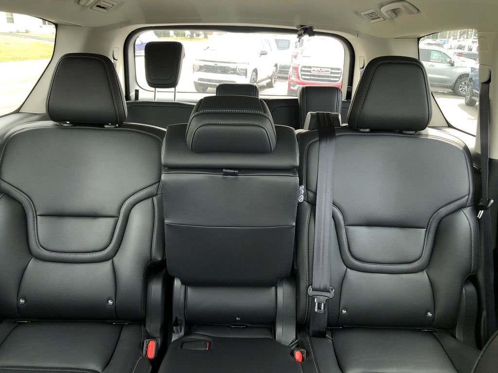 2026 Nissan Armada SV - Photo 20