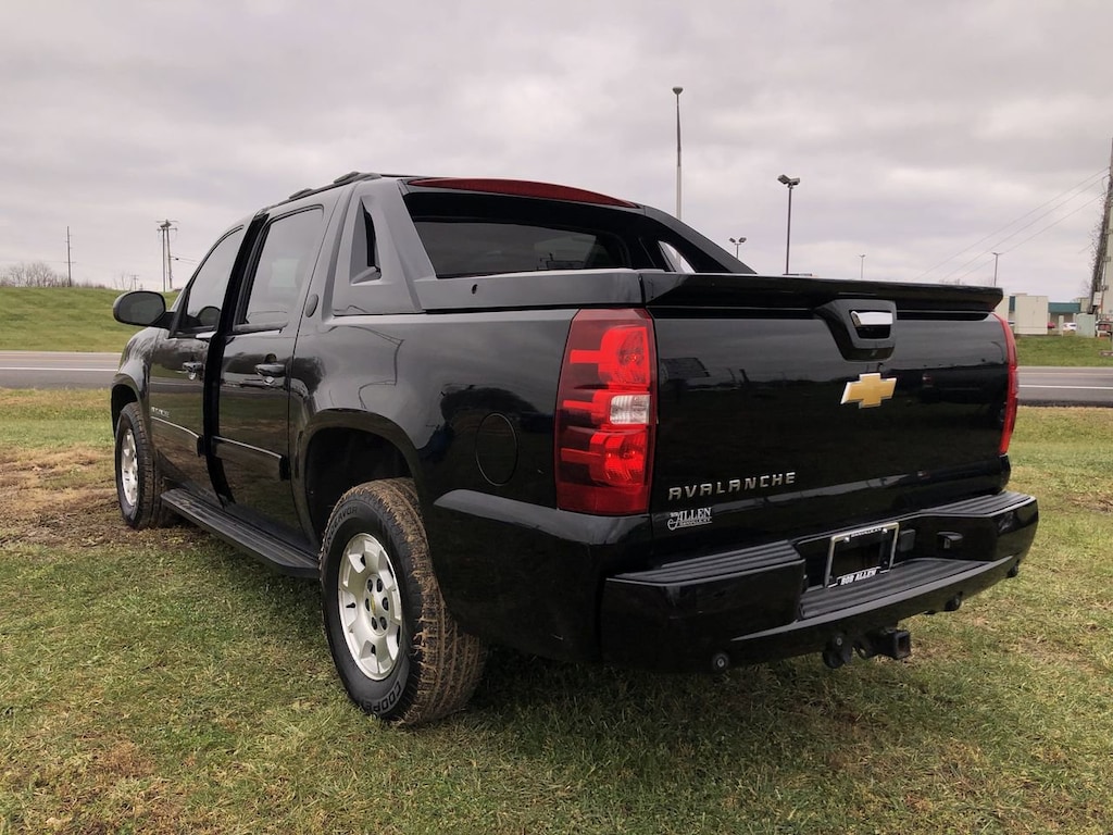 Used 2013 Chevrolet Avalanche LT Black Diamond Truck Crew Cab