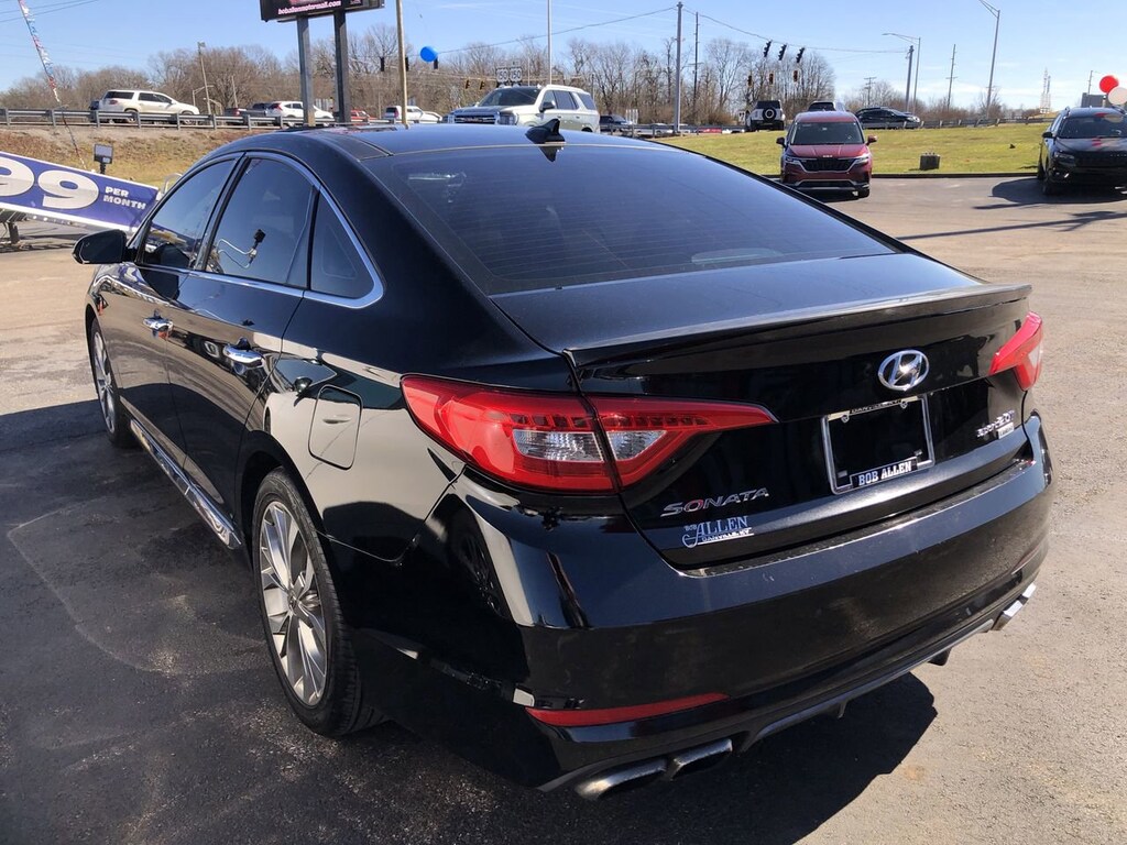 Used 2015 Hyundai Sonata Limited 2.0T w/Gray Accents Sedan