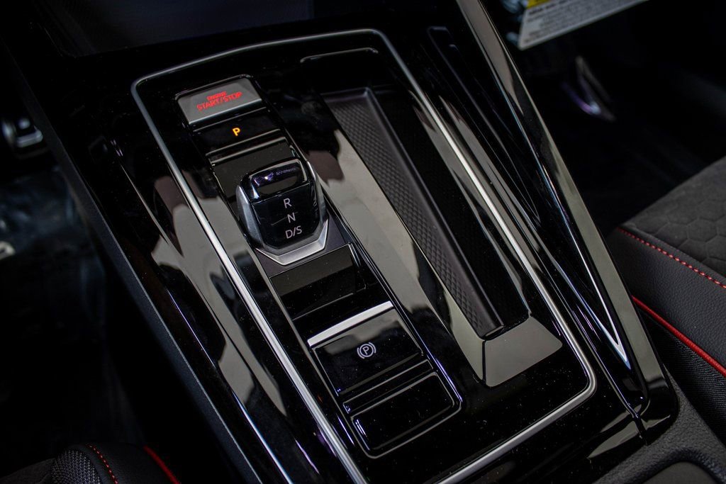 2025 Volkswagen Golf GTI SE - Photo 39