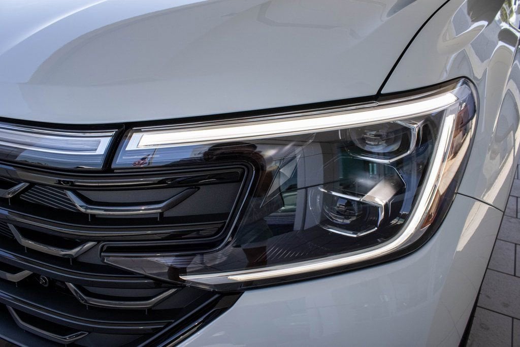 2025 Volkswagen Atlas Cross Sport SEL R-LINE - Photo 11