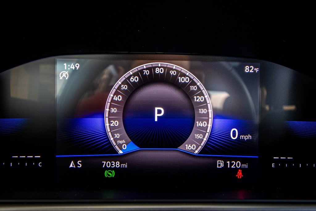 2025 Volkswagen Taos SE photo 3