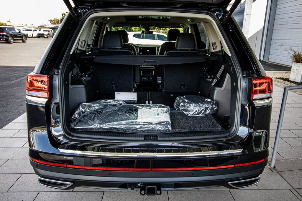 2026 Volkswagen Atlas SE w/Tech - Photo 17