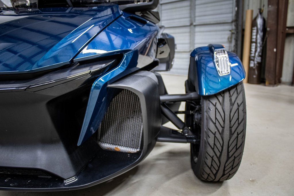 2024 Can Am Spyder photo 2