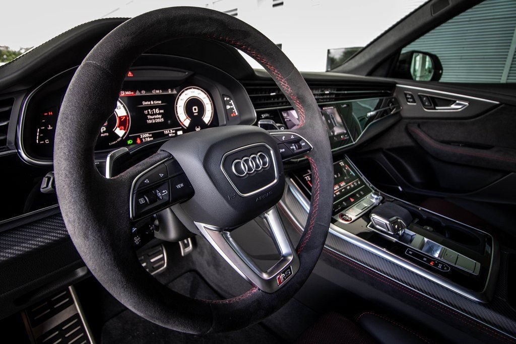 2025 Audi RS Q8 Base - Photo 32