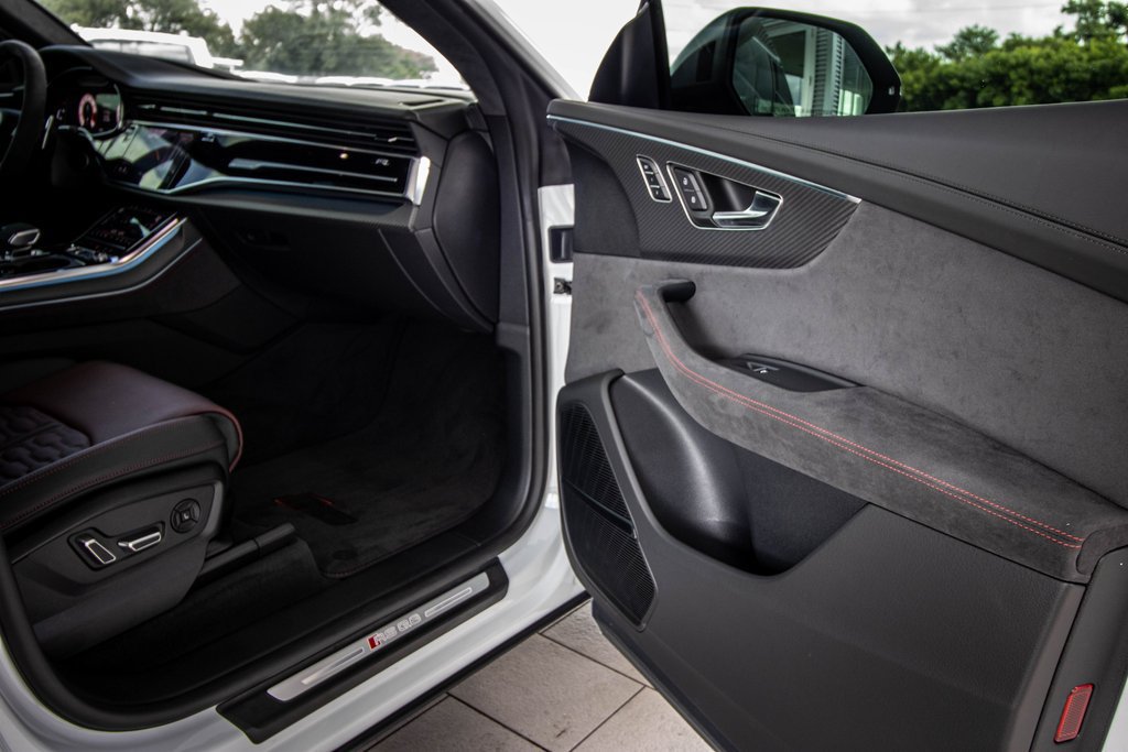 2025 Audi RS Q8 Base - Photo 50