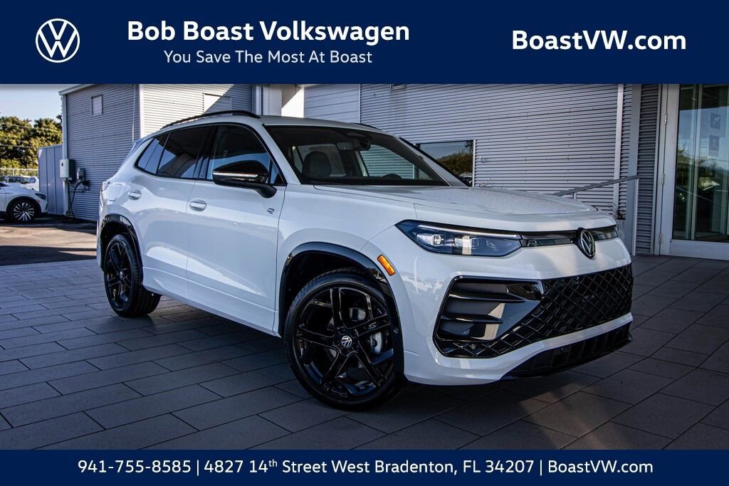 New 2026 Volkswagen Tiguan SE R-Line Black SUV