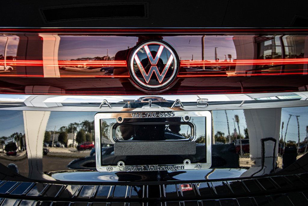 2026 Volkswagen Atlas SE w/Tech - Photo 16