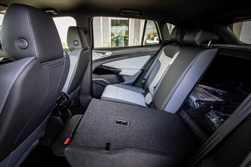 2025 Volkswagen ID.4 PRO - Photo 43