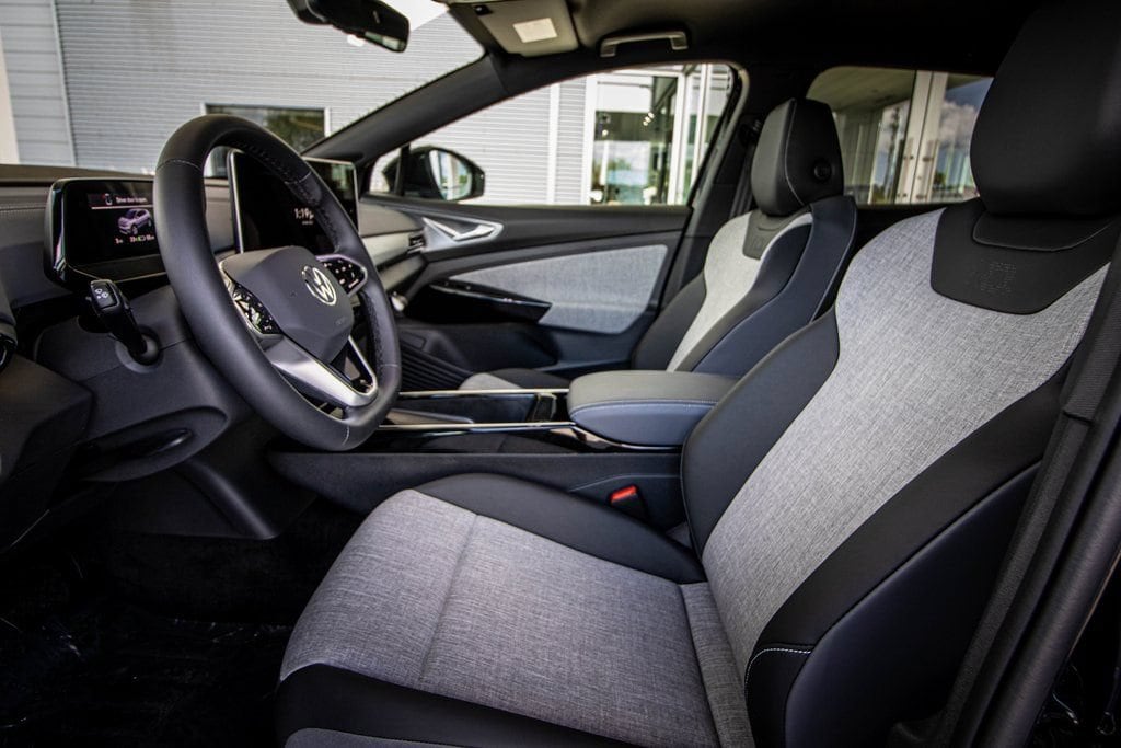 2025 Volkswagen ID.4 PRO - Photo 28