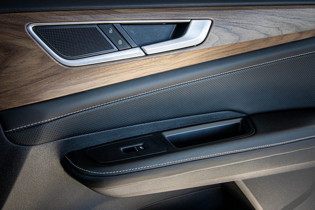 2026 Volkswagen Atlas SE w/Tech - Photo 45