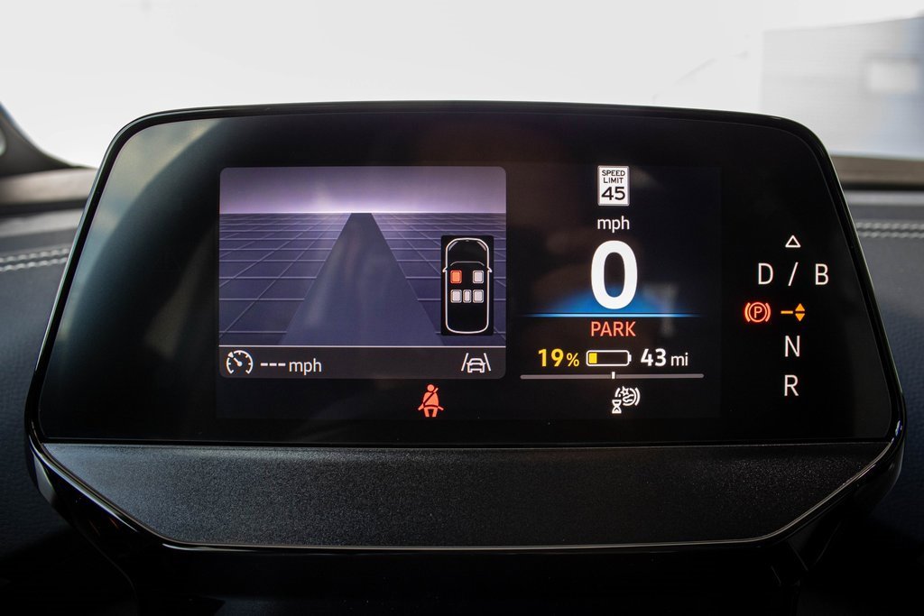 2025 Volkswagen ID.4 Pro Plus photo 2