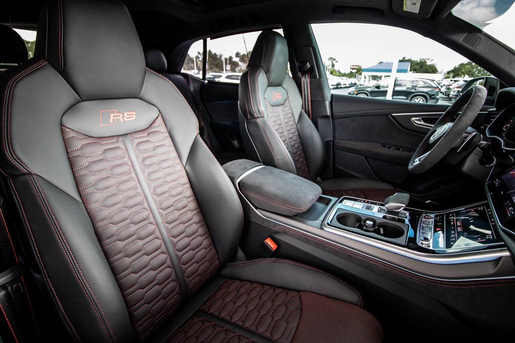 2025 Audi RS Q8 Base - Photo 53