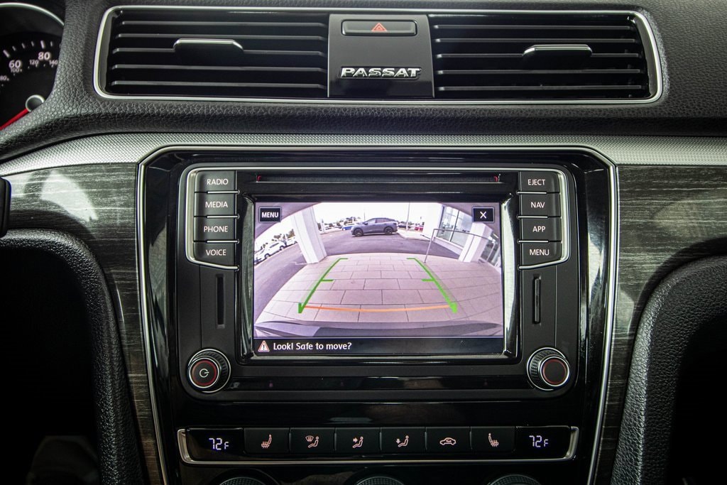 Used 2018 Volkswagen Passat 2.0T SE w/Technology Sedan