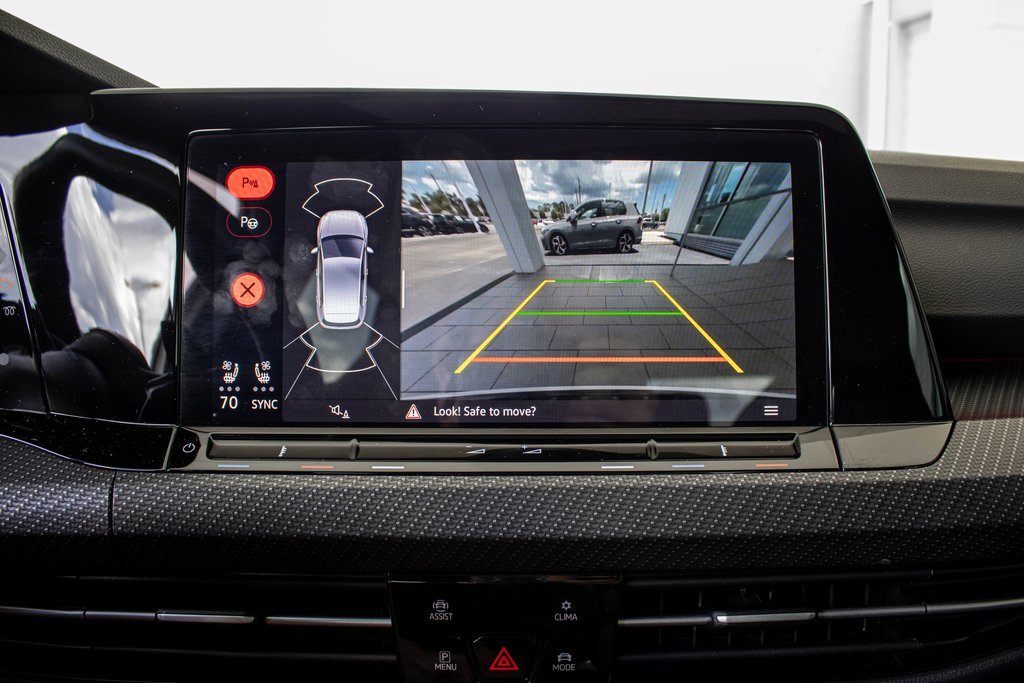 2024 Volkswagen Golf R photo 3