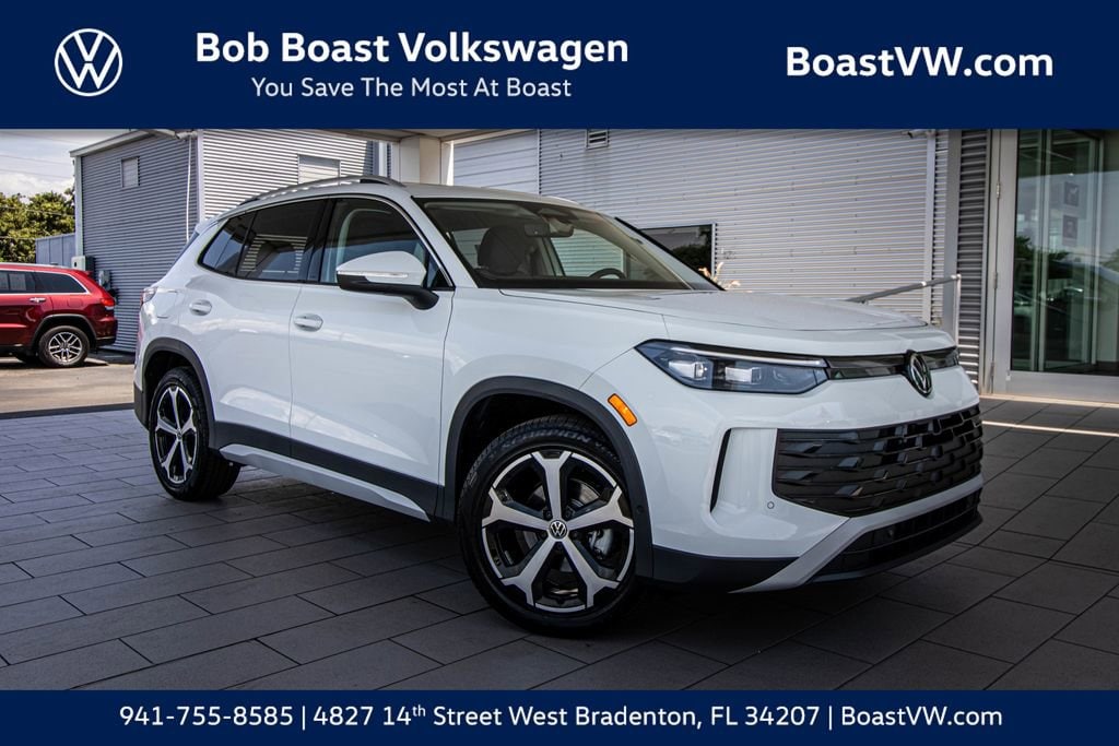 New 2026 Volkswagen Tiguan SE SUV