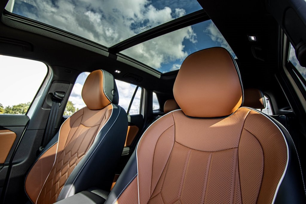 New 2026 Volkswagen Tiguan SEL R-Line Turbo SUV