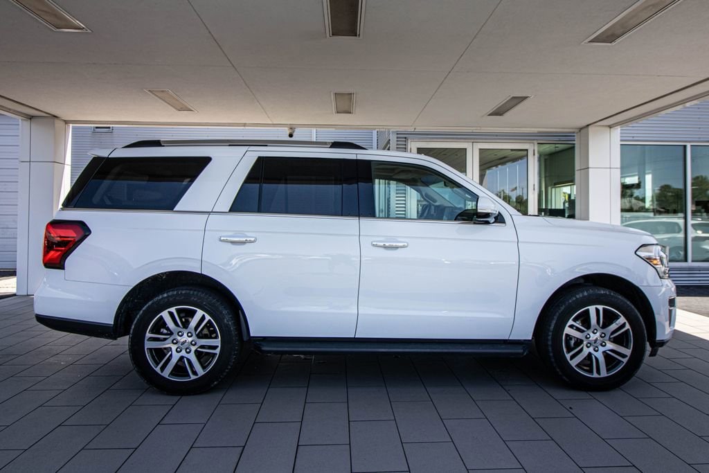 Used 2024 Ford Expedition Limited SUV