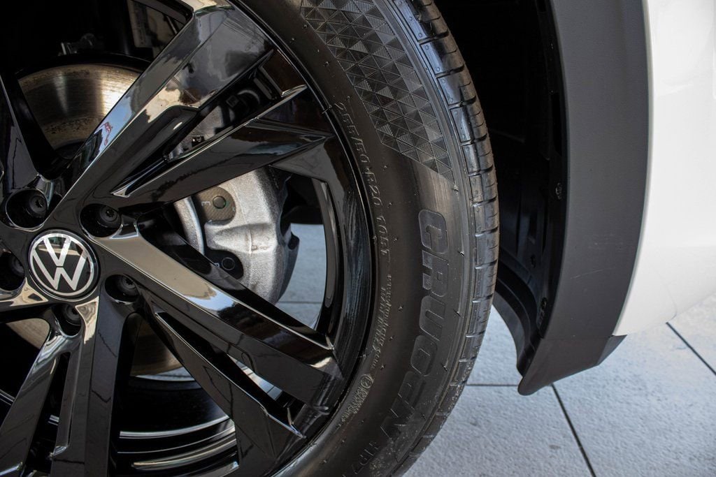 2025 Volkswagen Atlas Cross Sport SEL R-LINE - Photo 26