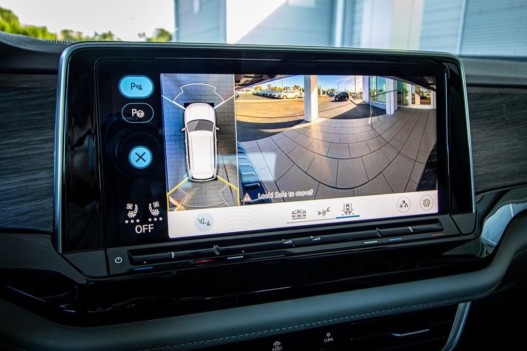 New 2026 Volkswagen Atlas 2.0T SEL Premium R-Line SUV