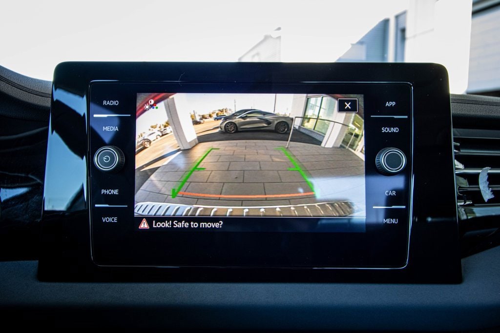 New 2026 Volkswagen Jetta SE Sedan