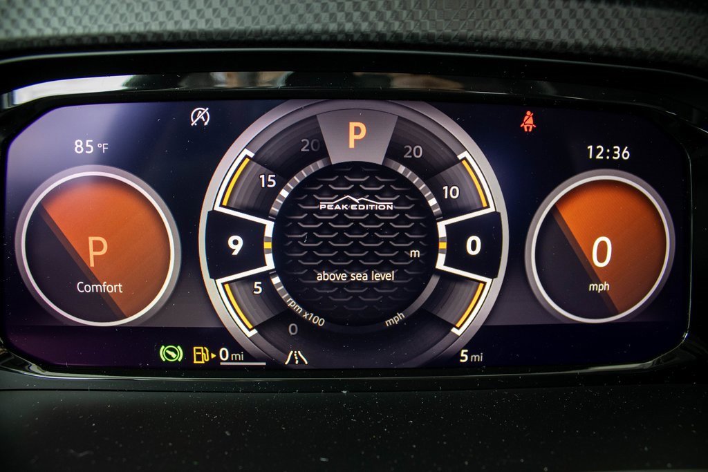 2025 Volkswagen Atlas Peak Edition SE photo 3